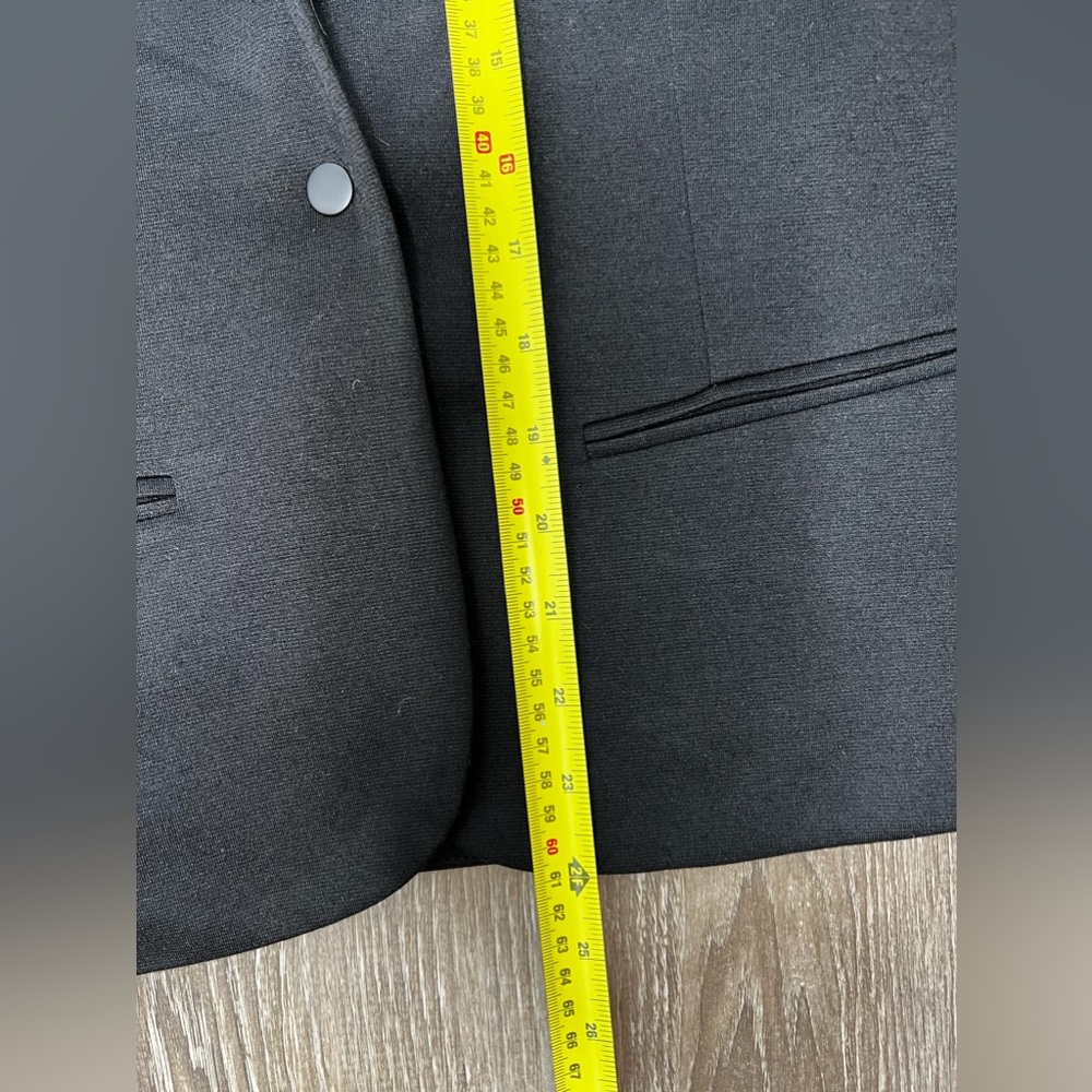 Mark Black Blazer with Stripe Lining Size Large - Sophisticated and Modern - Picture 10 of 13